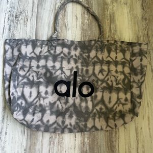 Almost new alo bag